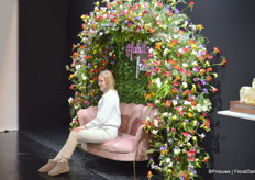 Fabulous Freesia presented this colourful piece of art inviting visitors to take photos. And so they did.